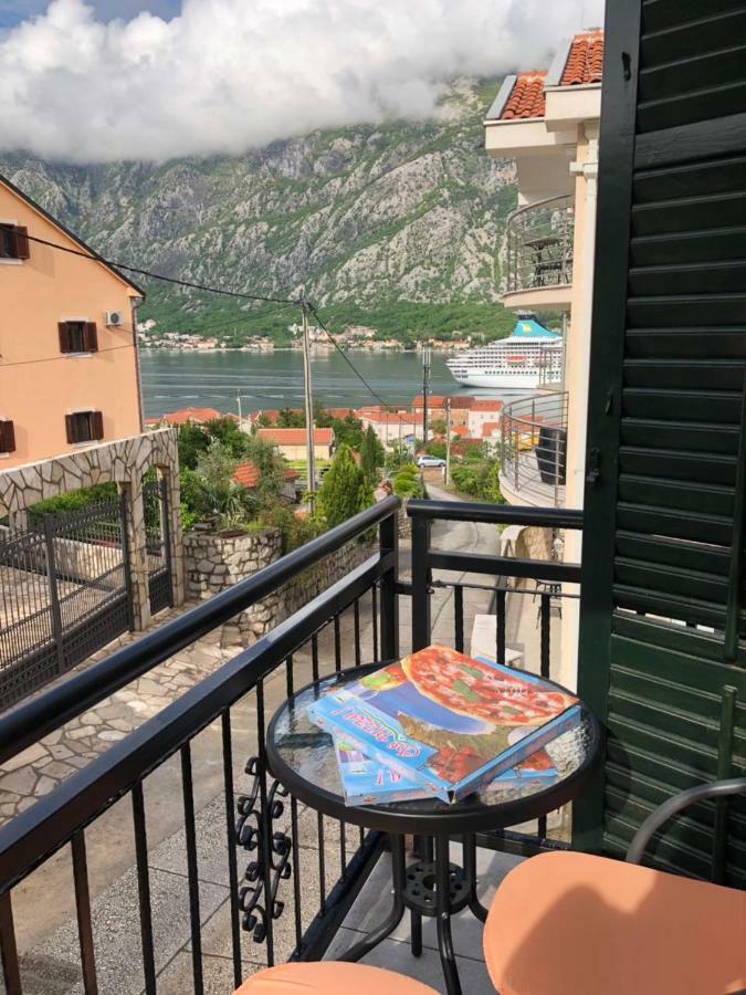 Apartmani Petrija Prčanj Dış mekan fotoğraf